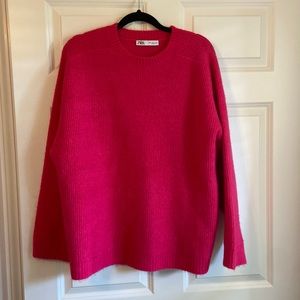 Zara Women’s Crew Neck Sweater. Size Large.